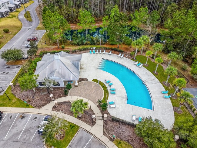 Photo - 235 Date Palm Ln