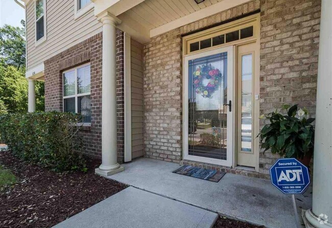 Building Photo - Spacious 2-Story Townhome in Perry Creek Area