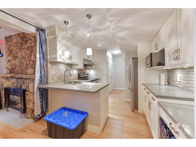 Photo - 7437 Garfield Dr