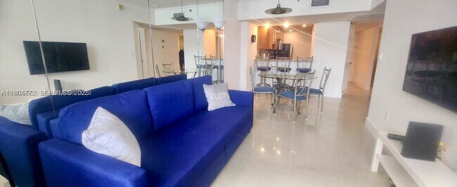 Building Photo - 100 Lincoln Rd Unit 1626