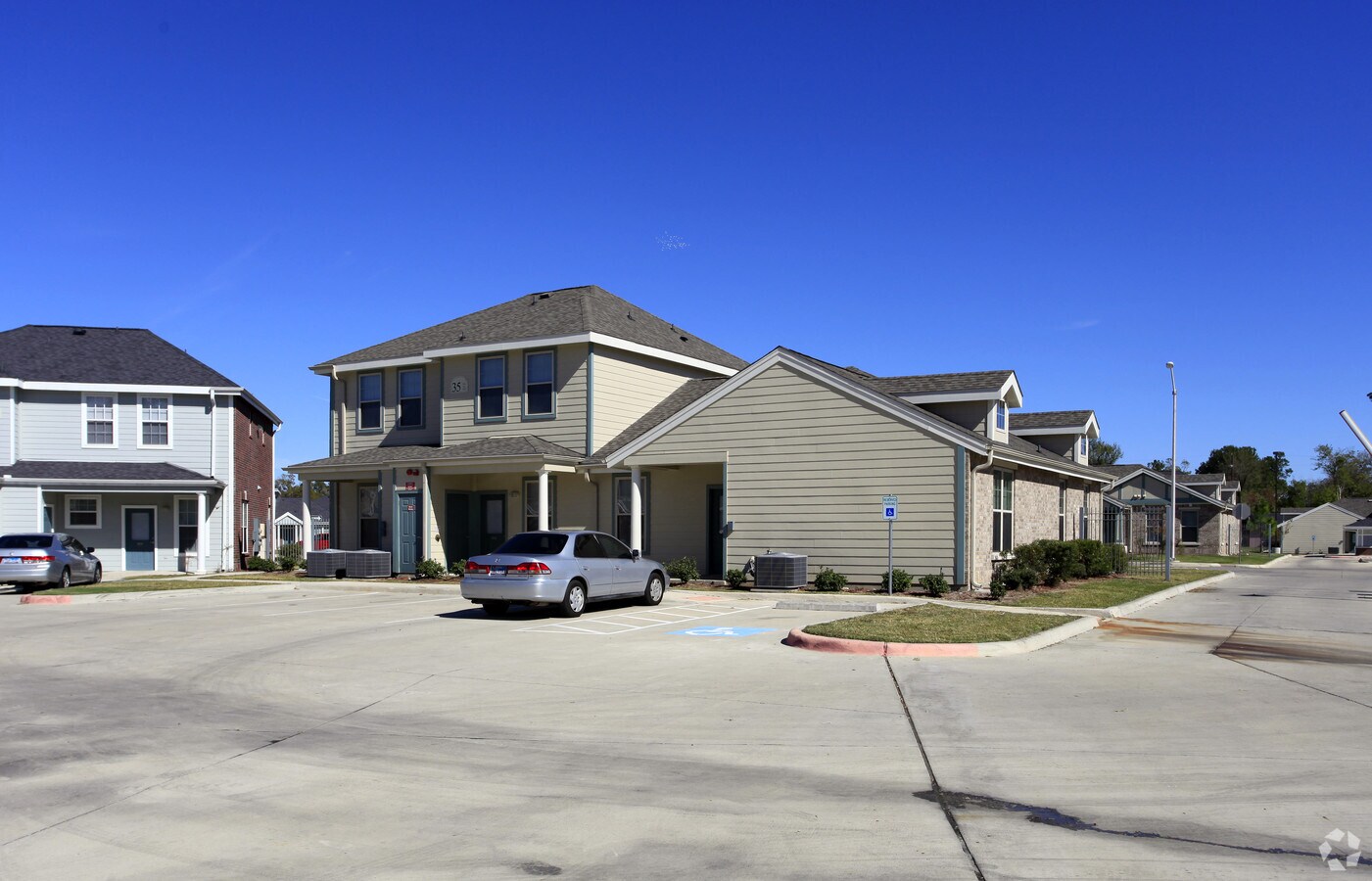 Photo - Pointe North