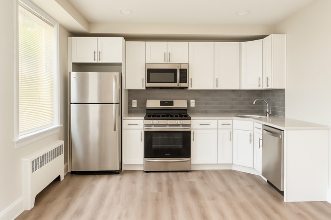 Riverside Estates Apartment Homes