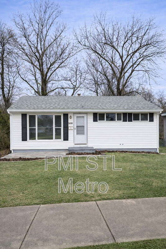 Building Photo - 5633 Parchester Dr