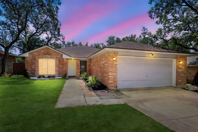 Photo - Updated 3 Bed / 2 Bath One-Story Home in San Antonio – Glen Wood Subdivision