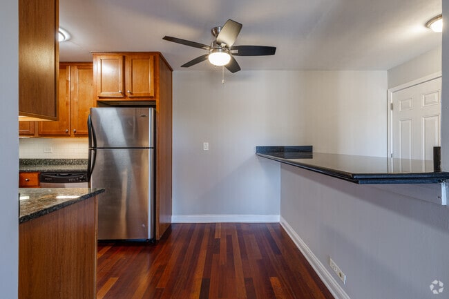 1BR, 1BA - Dining Room
