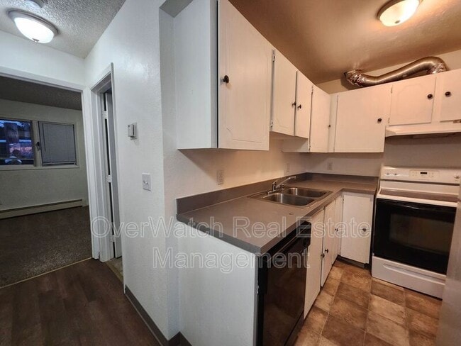 Photo - 177 Michael Ct