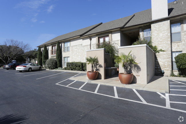 Building Photo - Miramonte Villas Rental