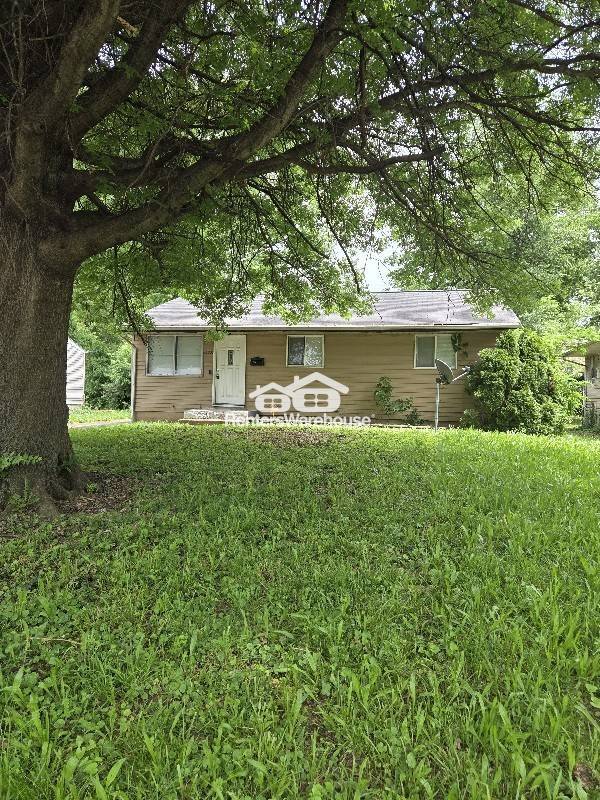 Building Photo - 10732 Spring Garden Dr