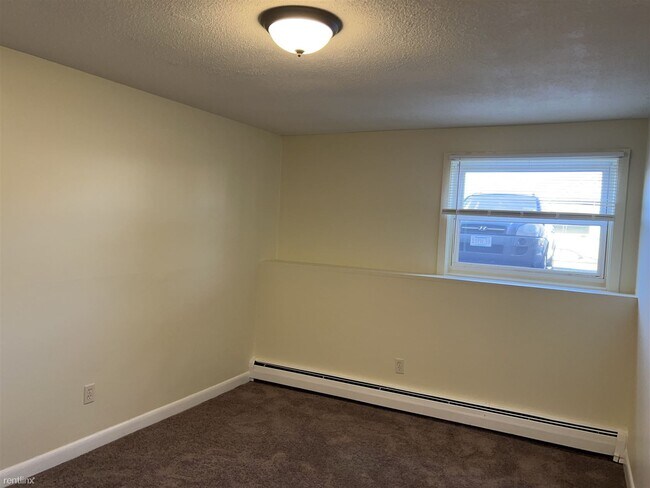 Photo - 469 Mount Hope Ave Unit 2