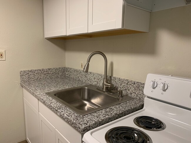 Photo - KHK-6513 A-C Unit 6513 B