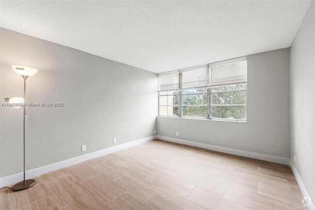 Building Photo - 7051 Environ Blvd Unit 234 Rental