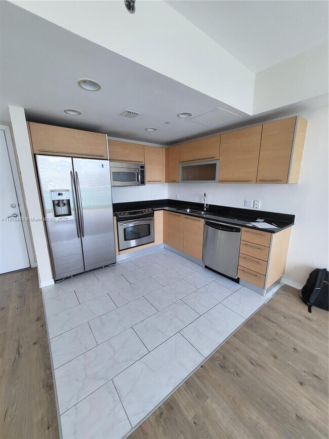 Photo - 950 Brickell Bay Dr Unidad 3009 Rental