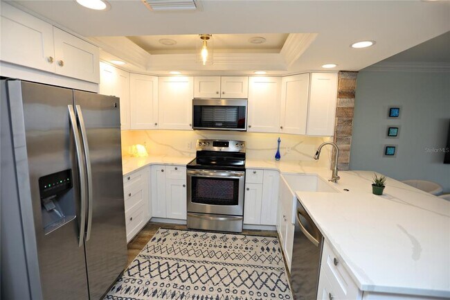 103 1st St E Unit 113