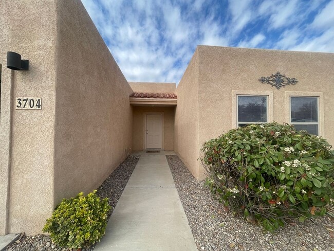 Photo - Charming 3 bedroom/2 bathroom Home located in Las Colinas