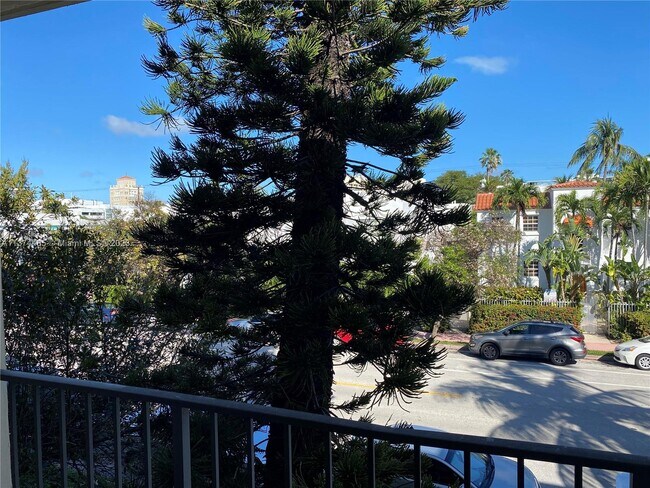 Photo - 950 Euclid Ave Unit 208