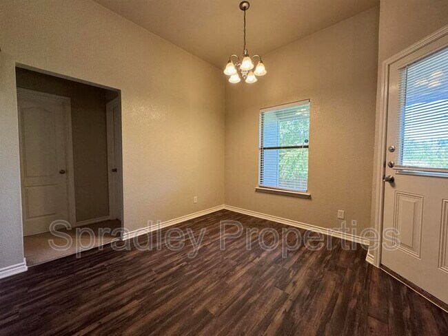 Photo - 4504 Canyon Ridge Dr