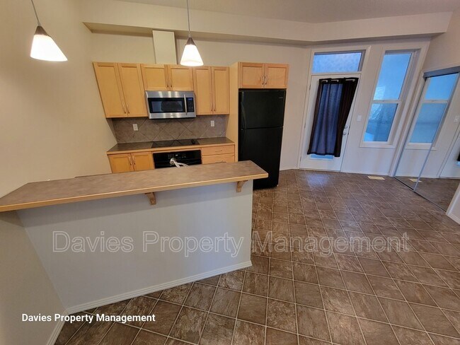 Photo - 4831-104A 104a St NW Unit #225