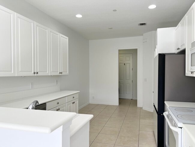 Photo - 44 Lancaster Rd