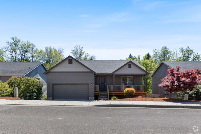 Building Photo - Spacious 4 bedroom home in Dayton