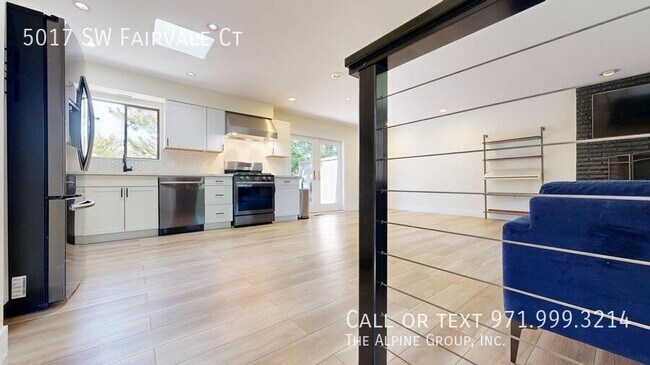 Photo - 5017 SW Fairvale Ct