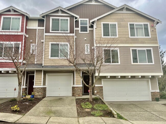 2 Bed 2.5 Bath Lynnwood Townhouse $2700/mo. - 2 Bed 2.5 Bath Lynnwood Townhouse $2700/mo.