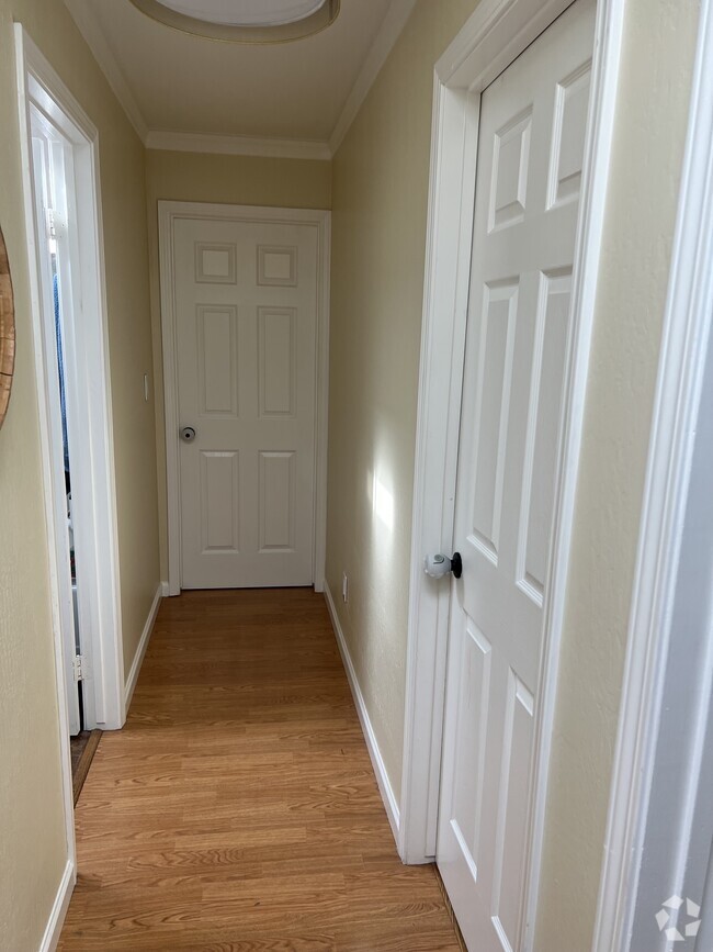 Building Photo - 4098 Kirk Rd Rental