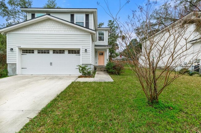 Photo - 1204 Hope St