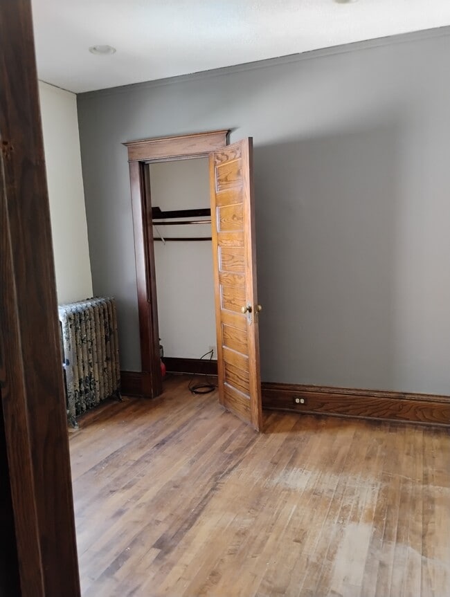 Photo - 1407 Girard Ave N Unit 2