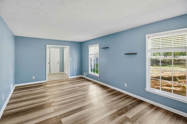 Photo - 1805 Highpoint Rd