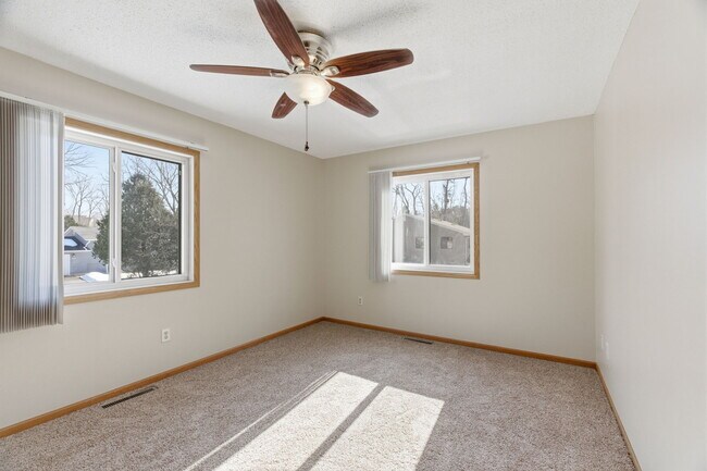 Photo - Griffin Court Apartments