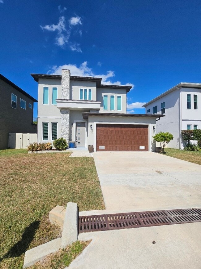 Spacious 4/2.5 Home - Spacious 4/2.5 Home