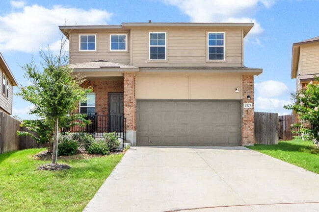 Photo - "Spacious 5-Bedroom San Antonio Gem with G...