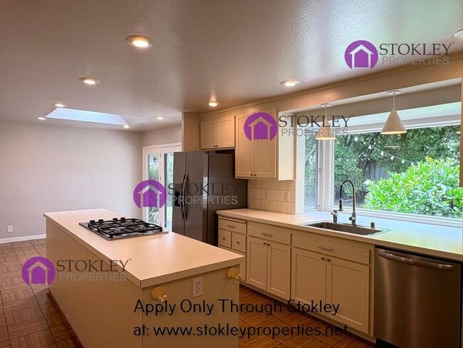 Photo - 527 McBride Dr