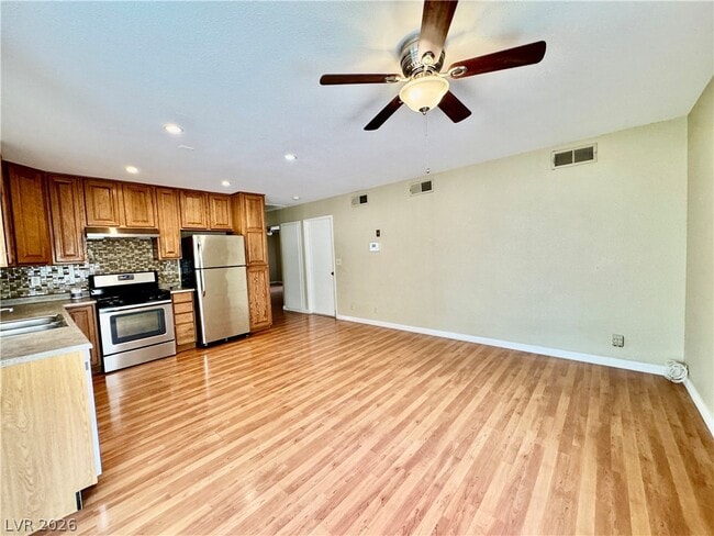 Photo - 4245 Newhaven Dr