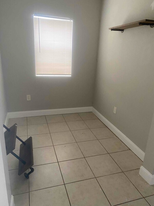 Photo - 1946 W Dallas St Unit Upstairs- Near Downtown