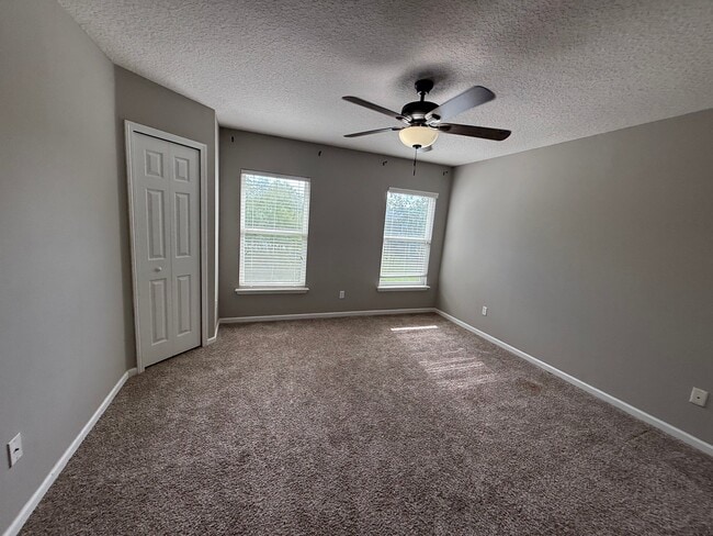 213 Leese Dr
