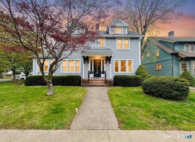 304 Central Ave