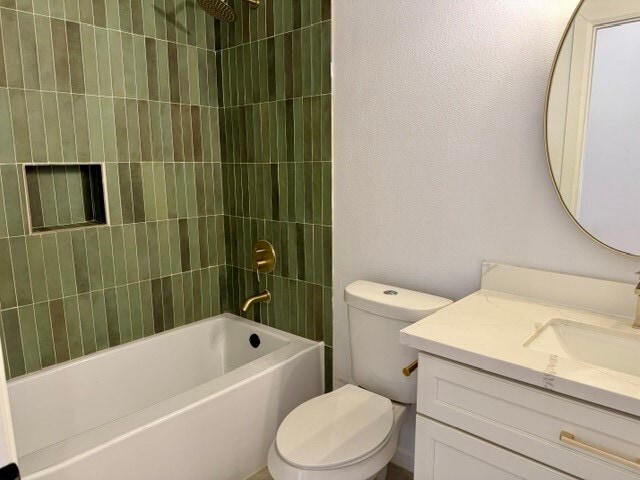 Photo - 808 Oakhurst St Unit 2