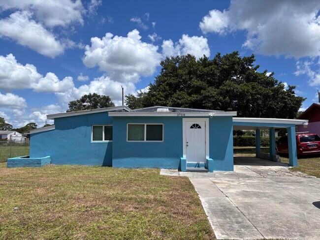 Building Photo - 3708 K Ave Rental