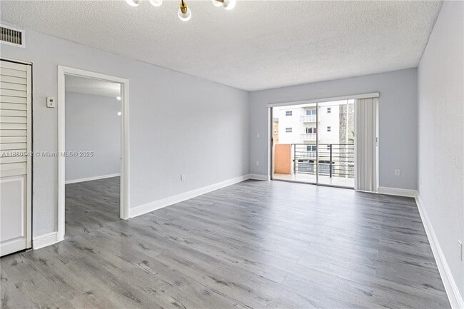 Photo - 365 NE 125th St Unit 302