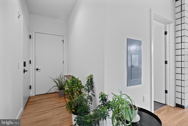 Building Photo - 57 N St NW Unit 321