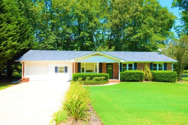 Photo - 115 Konnarock Cir
