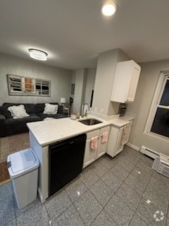 Building Photo - 24 Fleet St Unit 14 Rental