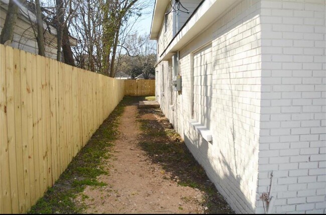 Photo - 3007 Grovey St