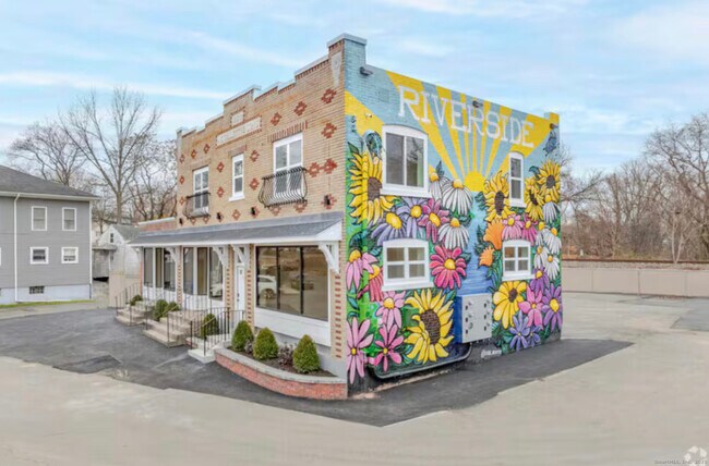 Building Photo - 141 Bridge St Unit Apt. A