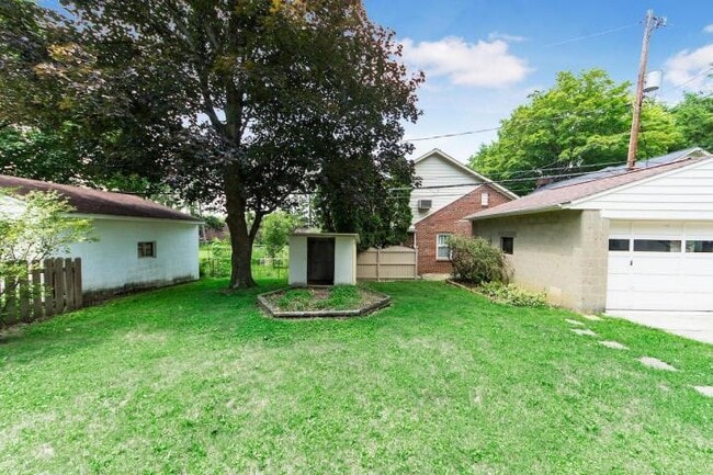 Photo - Worthington Schools.  Blocks from downtown.