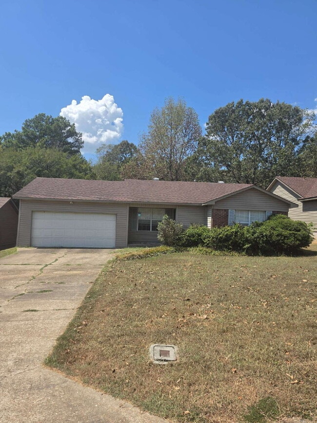 Photo - "Charming 2-Bed Home with Gleaming Hardwood Floors in Prime Jonesboro Location!"