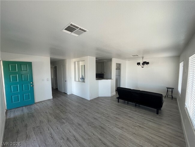 Photo - 1521 Linnbaker Ln Unit 203