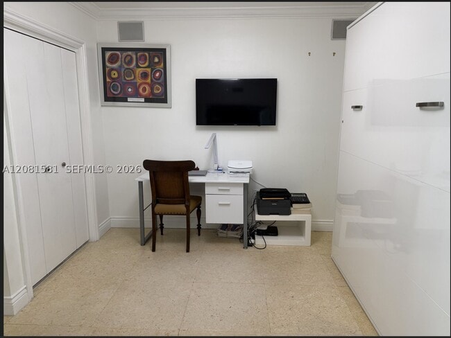 9401 Collins Ave Unit 405