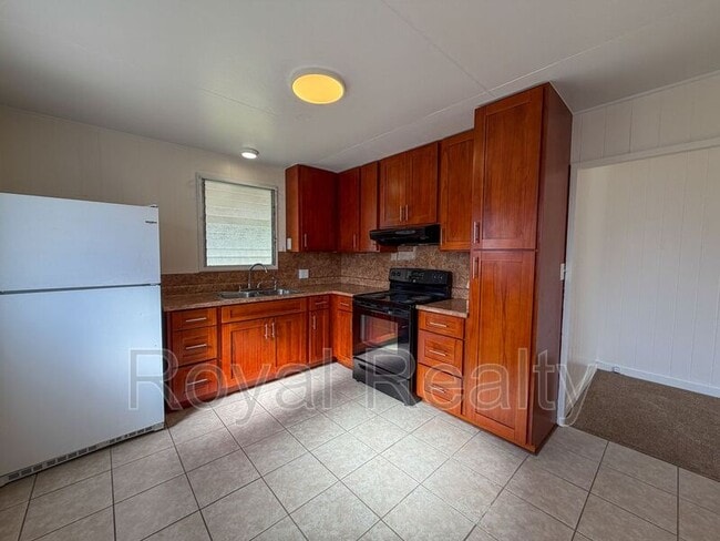 Photo - 522 Punaa St